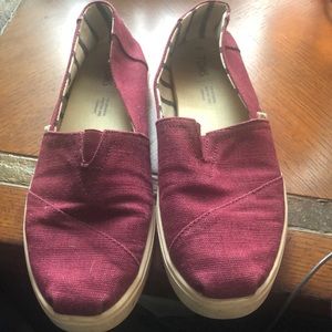 Toms Cupsole Slip On size 9